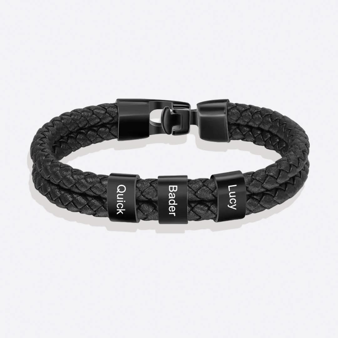 Custom minimalist bracelet with beads and name